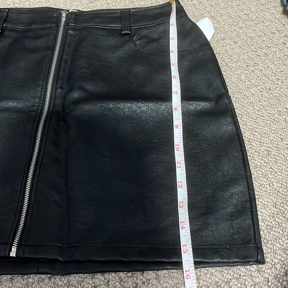 Honey Punch | Skirt - Picture 8 of 8